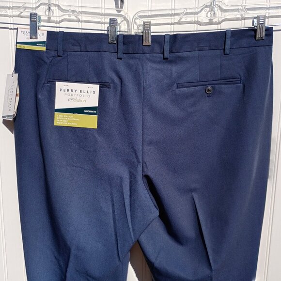 PERRY ELLIS Dress Pants Men's 42 x 30 Blue Slacks Modern Fit Portfolio Easy Care - Picture 5 of 14
